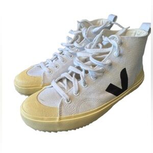 Veja White & Black High-Top Canvas Sneakers EU 38 / US 7